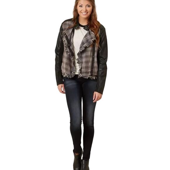 NWT Gimmicks Faux leather Asymmetrical Plaid Flannel Jacket Size Medium - Picture 3 of 6